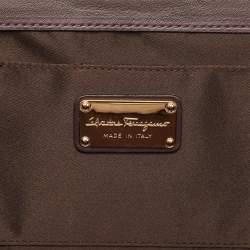 مملوكة مسبقًا Salvatore Ferragamo Purple Satin Frame Chain Clutch