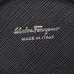 مملوكة مسبقًا محفظة عملات معدنية سالفاتوري فيراغامو فيونكة فارا جلد فوشيا داكن