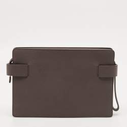 Pre Owned Salvatore Ferragamo Hug Dark Beige Leather Clutch