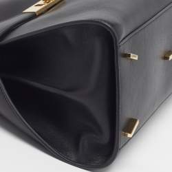 Pre Owned Salvatore Ferragamo Hug Soft Medium Black Leather Shoulder Bag