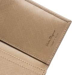 مملوكة مسبقًا محفظة سالفاتوري فيراغامو فيونكة فارا جلد نيو بيسك 