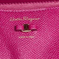 مملوكة مسبقًا Salvatore Ferragamo Pink Leather Carrie Top Handle Bag