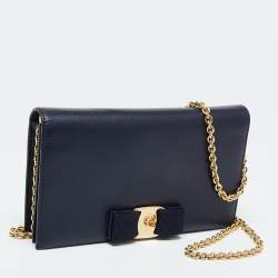 مملوكة مسبقًا Salvatore Ferragamo Navy Blue Leather Miss Vara Wallet on chain 