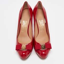 Pre Owned Salvatore Ferragamo Red Patent Leather Vara Bow Pumps Size 38.5