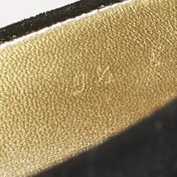 مملوكة مسبقًا Salvatore Ferragamo Black Suede Carla Pumps Size 40