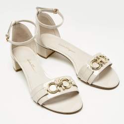 Pre Owned Salvatore Ferragamo Cream Patent Leather Como Ankle Strap Sandals Size 39