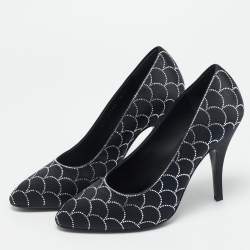 مملوكة مسبقًا حذاء كعب عالي سالفاتوري فيراغامو مقدمة مدببة مرصع كريستال ساتان أسود مقاس 37