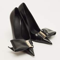 مملوكة مسبقًا Salvatore Ferragamo Erica 55 Size 37 Black Leather Oversized Bow Pumps