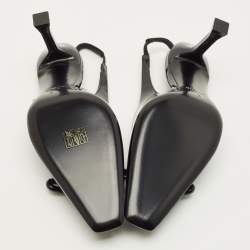 مملوكة مسبقًا حذاء كعب عالي سالفاتوري فيراغامو أرلين جلد لامع أسود مقاس 38.5