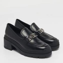 Pre Owned Salvatore Ferragamo Gancini Size 40 Black Leather Loafers