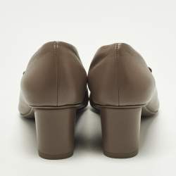 Pre Owned Salvatore Ferragamo viva bow Size 40 Grey Leather Block Heel Pumps