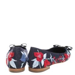 مملوكة مسبقًا حذاء باليرينا فلات سالفاتوري فيراغامو فارينا دينم أزرق مطرز مقاس 36.5