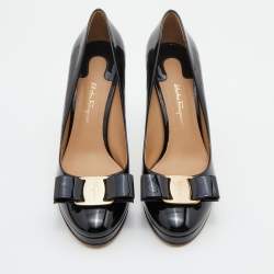 Pre Owned Salvatore Ferragamo Black Patent Leather Vara Bow Platform Pumps Size 39