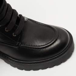 Pre Owned بوت سالفاتوري فيراغامو لابو تال كومبات جلد أسود وحواف فرو مقاس 40