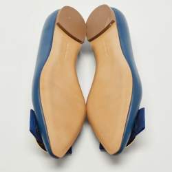 Pre Owned Salvatore Ferragamo Blue Leather Gancini Ballet  Flats Size 37.5