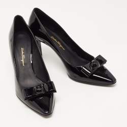 Pre Owned Salvatore Ferragamo Black Patent Leather Vara Bow Pumps Size 39.5