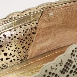 Pre Owned Salvatore Ferragamo Gold Leather Laser Cut Vara Pumps Size 37.5