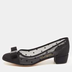 Pre Owned Salvatore Ferragamo Black Mesh and Canvas Varina Pumps Size 39