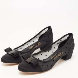 Pre Owned Salvatore Ferragamo Black Mesh and Canvas Varina Pumps Size 39