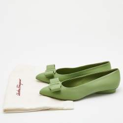 Pre Owned Salvatore Ferragamo Green Leather Viva Bow Ballet Flats Size 39