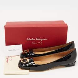 مملوكة مسبقًا Salvatore Ferragamo Black Patent Varina Ballet Flats Size 40.5
