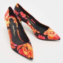 Pre Owned Salvatore Ferragamo Multicolor Floral Canvas Badia Pumps Size 37.5