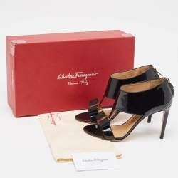 Pre Owned Salvatore Ferragamo Black Patent Leather Pellas Vara Bow Sandals Size 36