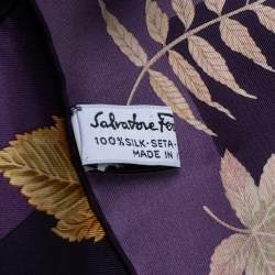 Pre Owned وشاح سالفاتوري فيراغامو حرير مورد مطبوع وعانشيني وردي