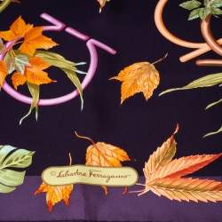 Pre Owned وشاح سالفاتوري فيراغامو حرير مورد مطبوع وعانشيني وردي