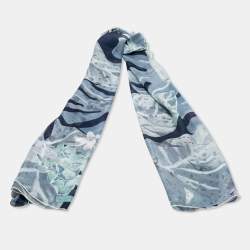 مملوكة مسبقًا Salvatore Ferragamo Blue Floral Print Silk Scarf