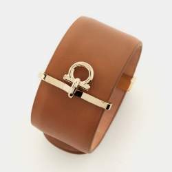 مملوكة مسبقًا Salvatore Ferragamo Brown Leather Gold Tone Wrap Bracelet 
