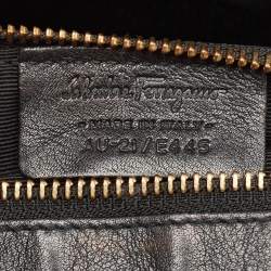 Pre Owned Salvatore Ferragamo Black Leather Aline Smooth Shoulder Bag