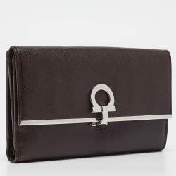 Pre Owned Salvatore Ferragamo Brown Leather Gancini Icona Continental Wallet