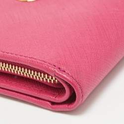 Pre Owned Salvatore Ferragamo Pink Leather Gancini French Wallet