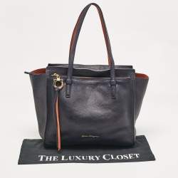 Pre Owned Salvatore Ferragamo Navy Blue Leather Medium Amy Tote