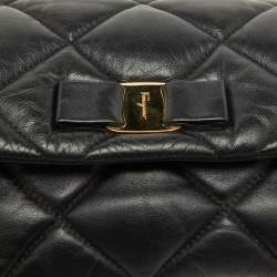Pre Owned Salvatore Ferragamo Black Quilted Leather Vara Bow Chain Shoulder Bag