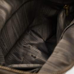 Pre Owned Salvatore Ferragamo Beige Leather Zipped Shoulder Bag