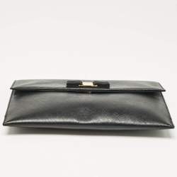 Pre Owned Salvatore Ferragamo Black Saffiano Leather Vara Bow Clutch