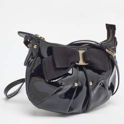 Pre Owned Salvatore Ferragamo Black Patent Leather Vara Bow Shoulder Bag