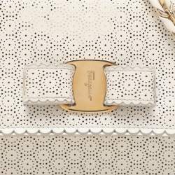 Pre Owned Salvatore Ferragamo White Leather Ginny Crossbody Bag
