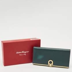 Salvatore Ferragamo Green Leather Gancio Clasp Continental Wallet