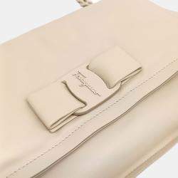 Salvatore Ferragamo Cream Leather Salvatore Ferragamo Cream Viva Shoulder Bag