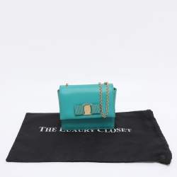 Pre Owned Salvatore Ferragamo Green Leather Mini Ginny Crossbody Bag
