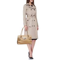 Pre Owned Salvatore Ferragamo Beige Leather Gancio Tote