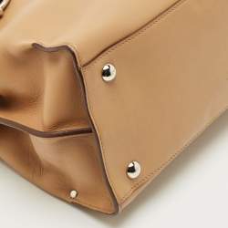 Pre Owned Salvatore Ferragamo Beige Leather Gancio Tote