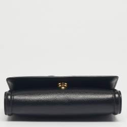 مملوكة مسبقًا Salvatore Ferragamo Black Leather Vara Bow Clutch Bag