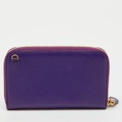Pre Owned Salvatore Ferragamo Purple Leather Gancio Cip Around Wallet On Chain