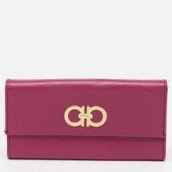 Salvatore Ferragamo Black Leather Gancini Clasp Continental