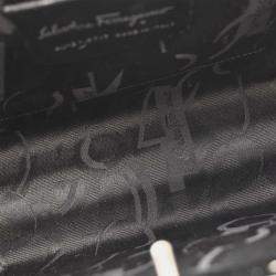 مملوكة مسبقًا حقيبة كتف سالفاتورى فيراغامو جانشيني ألومنيوم فضي