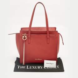 Pre Owned Salvatore Ferragamo Red Leather Medium Amy Tote